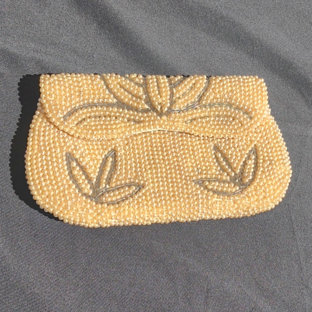 Vintage Japanese Ivory Seed Pearl Clutch. Excellent Condition.